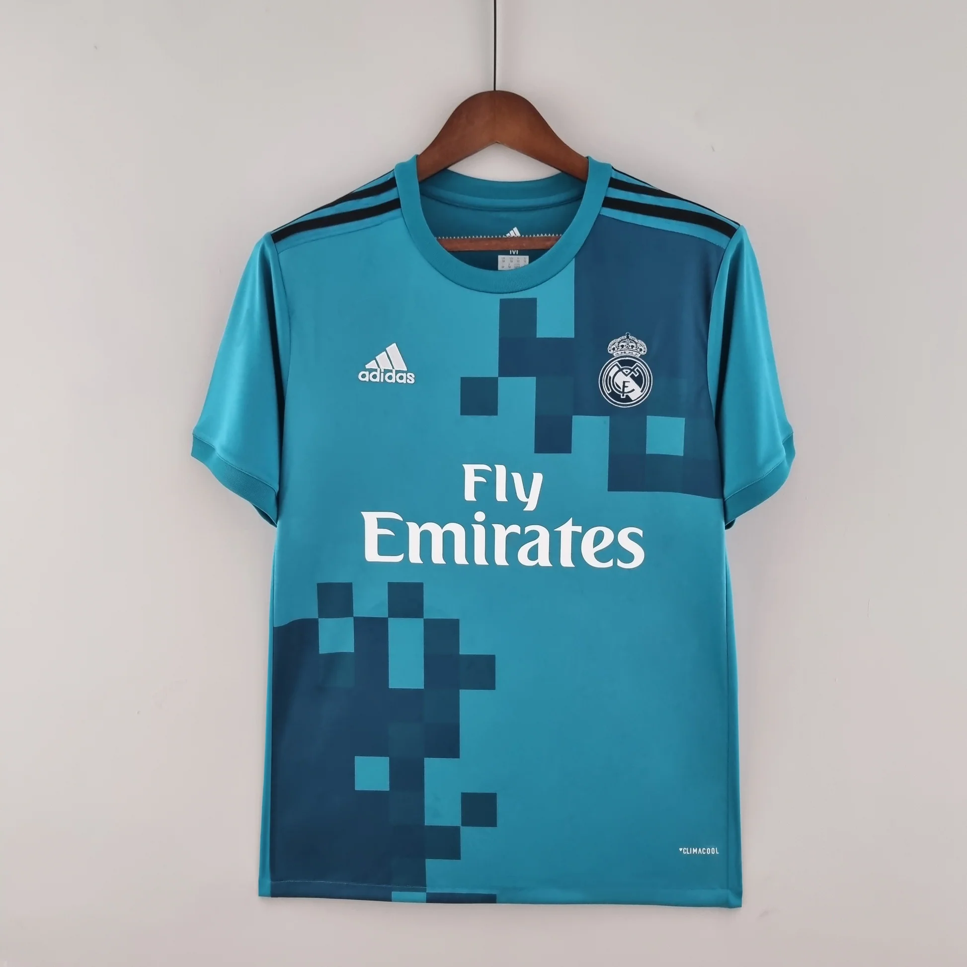 Real Madrid 2017-18 Third Retro Jersey